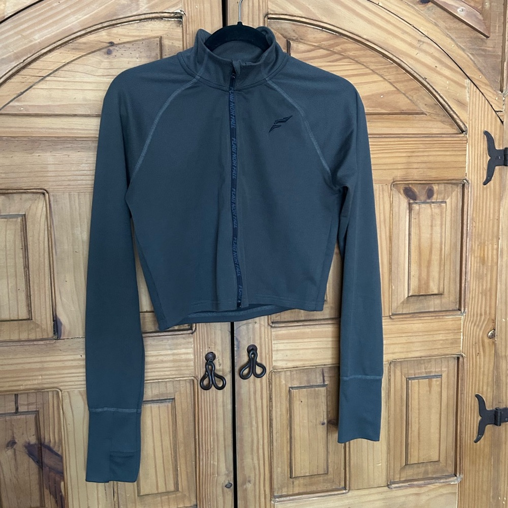 FLAG NOR FAIL Front Zip Crop Long Sleeves